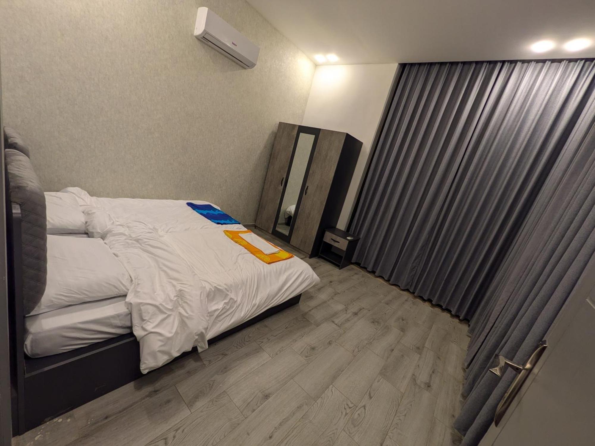 Aeropuerta Mini Villa - Private Layover Near Amman Airport Al Qastal Eksteriør bilde